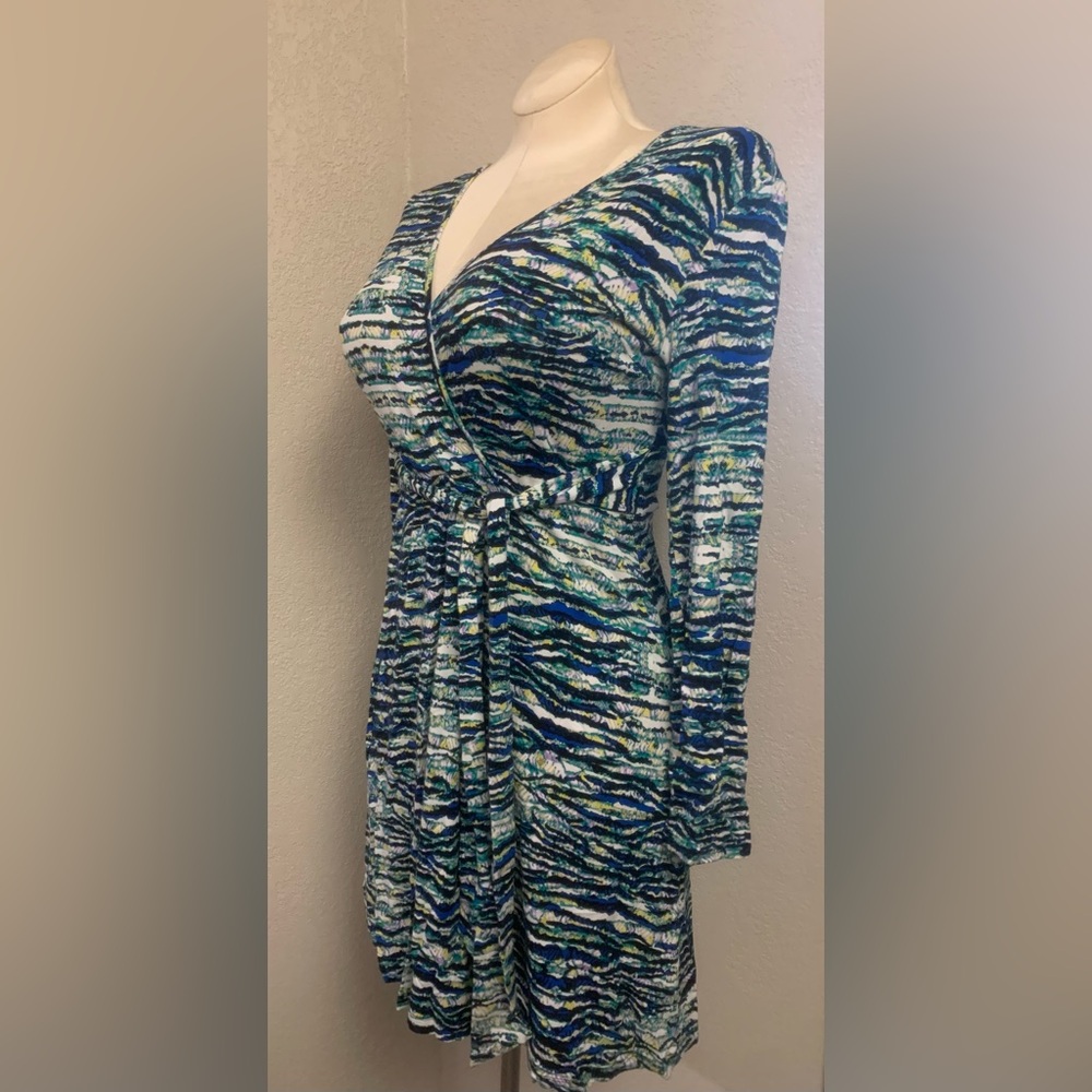 Cynthia Rowley Ladies M Faux Wrap Dress Blue Green Geometric Pattern Long Sleeve